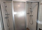 Doppeldusche links + WC