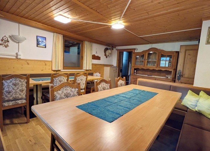 Frühstückszimmer mit 20 Sitzplätzen