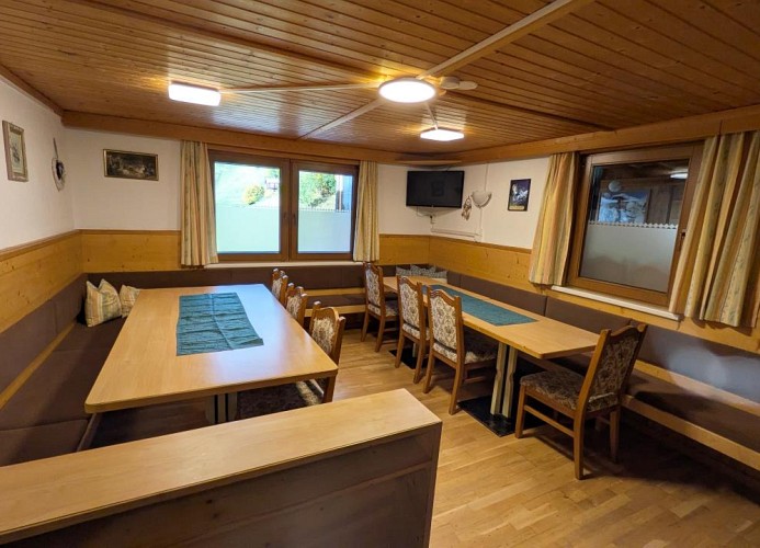 Frühstückszimmer mit 20 Sitzplätzen